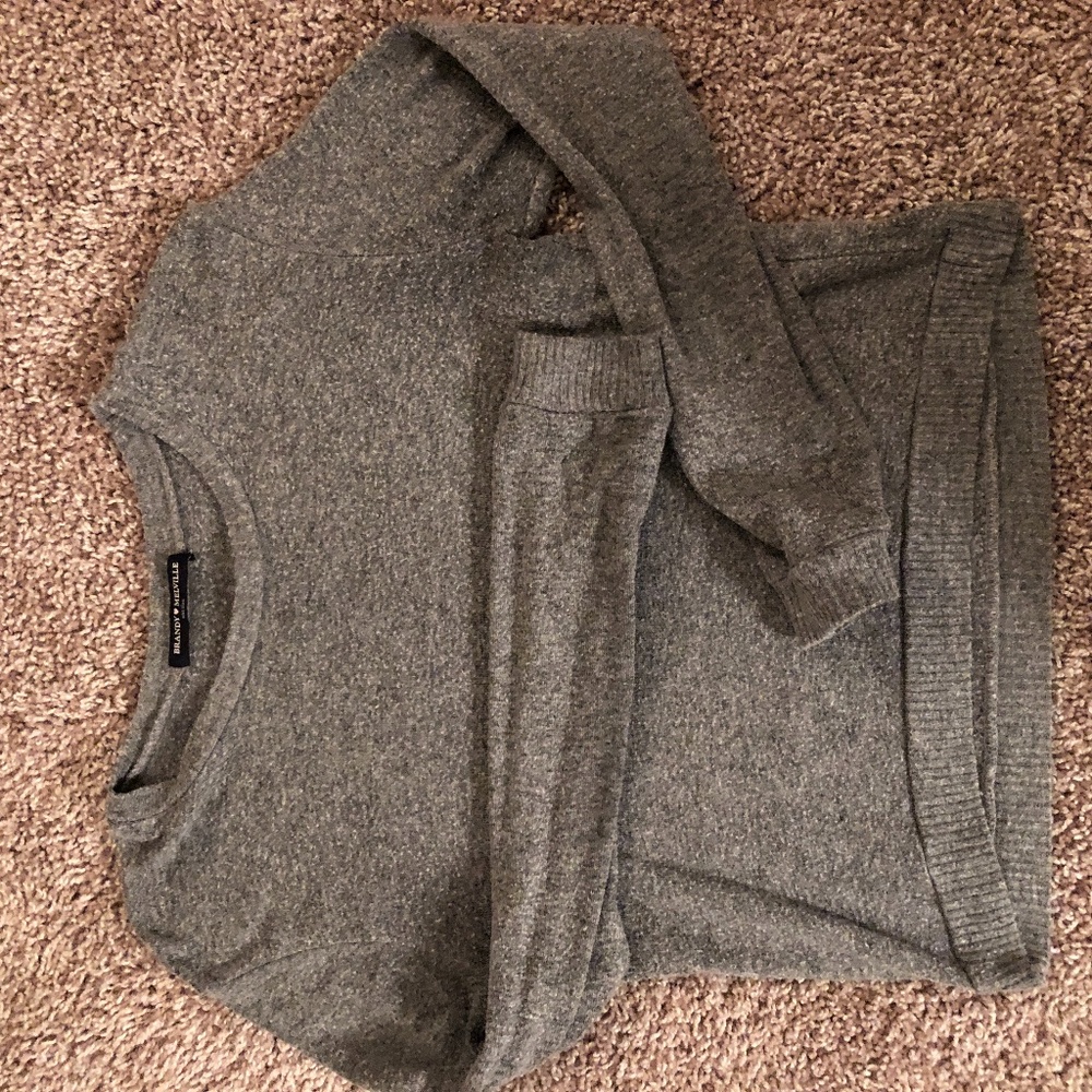 brandy melville sweater